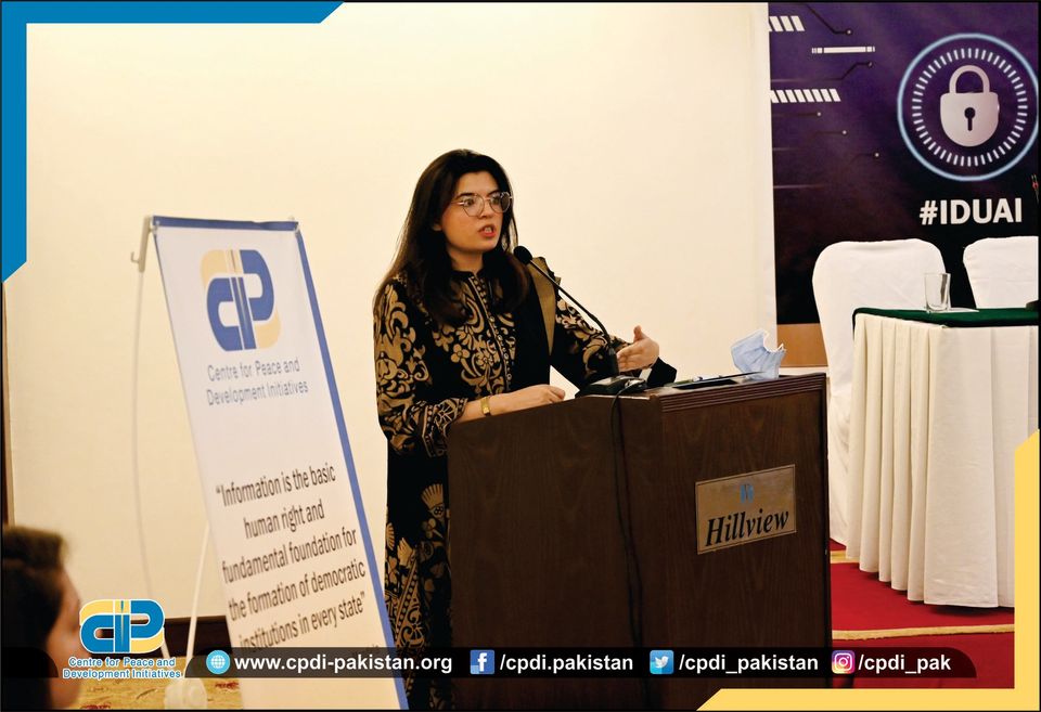 Moonus Kayinat Zahra, Project Manager CPDI, discussed CPDI’s Annual Report on the Status of RTI